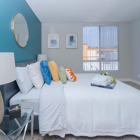 Universal Studios 8 Min Drive Two Bedroom Apartment With Free Parking Los Angeles Exteriér fotografie
